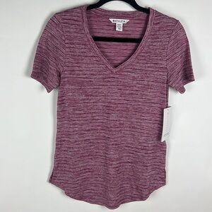 Athleta, Women’s Breezy Scoop V-neck Tee Shirt - Pink/Purple. Size: XXS. NWT